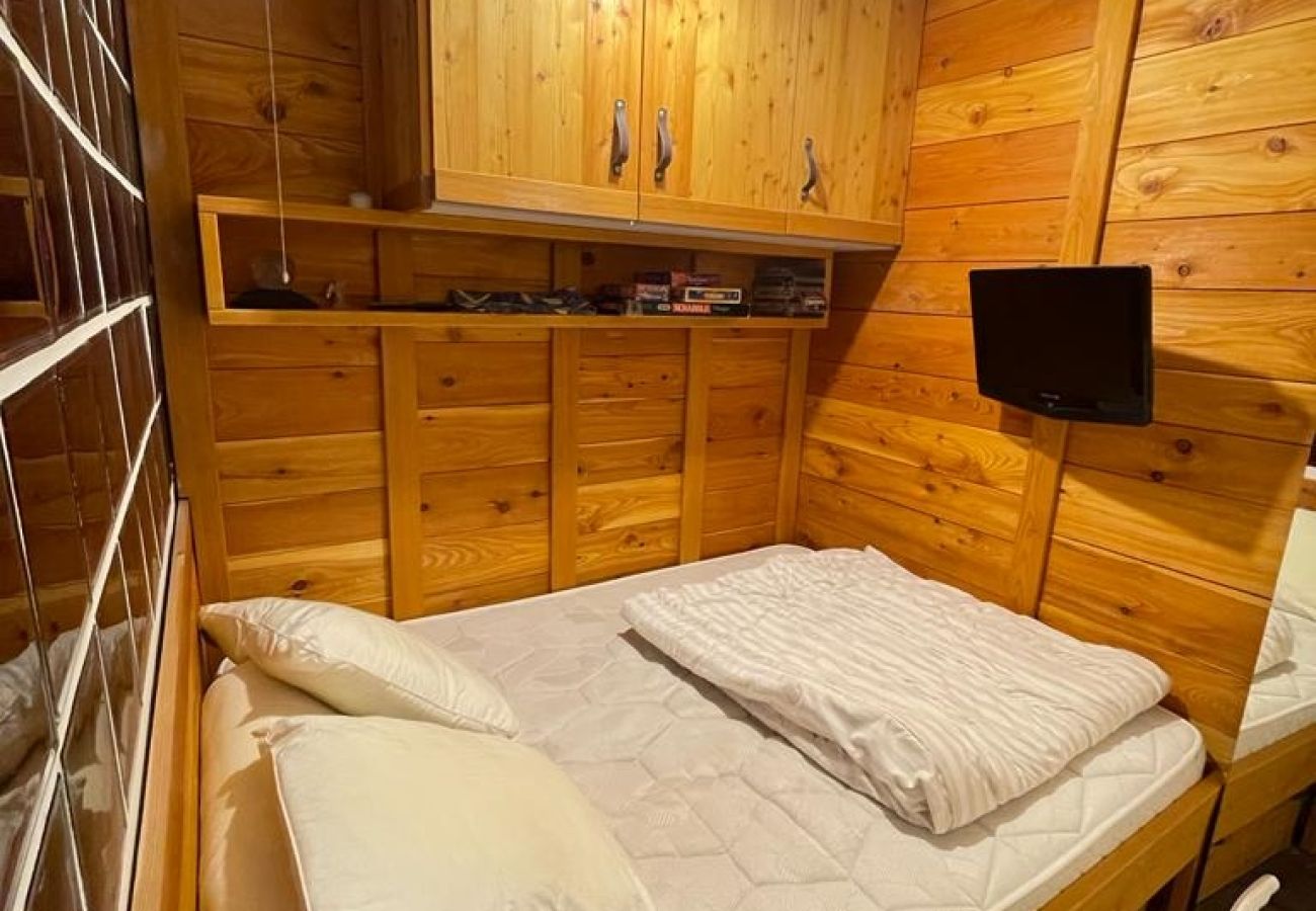 Appartement, Risoul, vacances-au-ski, skis-aux-pieds, century-21, Christiania A 35