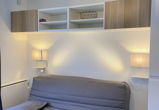 Studio à Risoul - Studio cabine 4 couchages CLARINES A1 63 Studio à Risoul - Studio cabine 4 couchages CLARINES A1 63