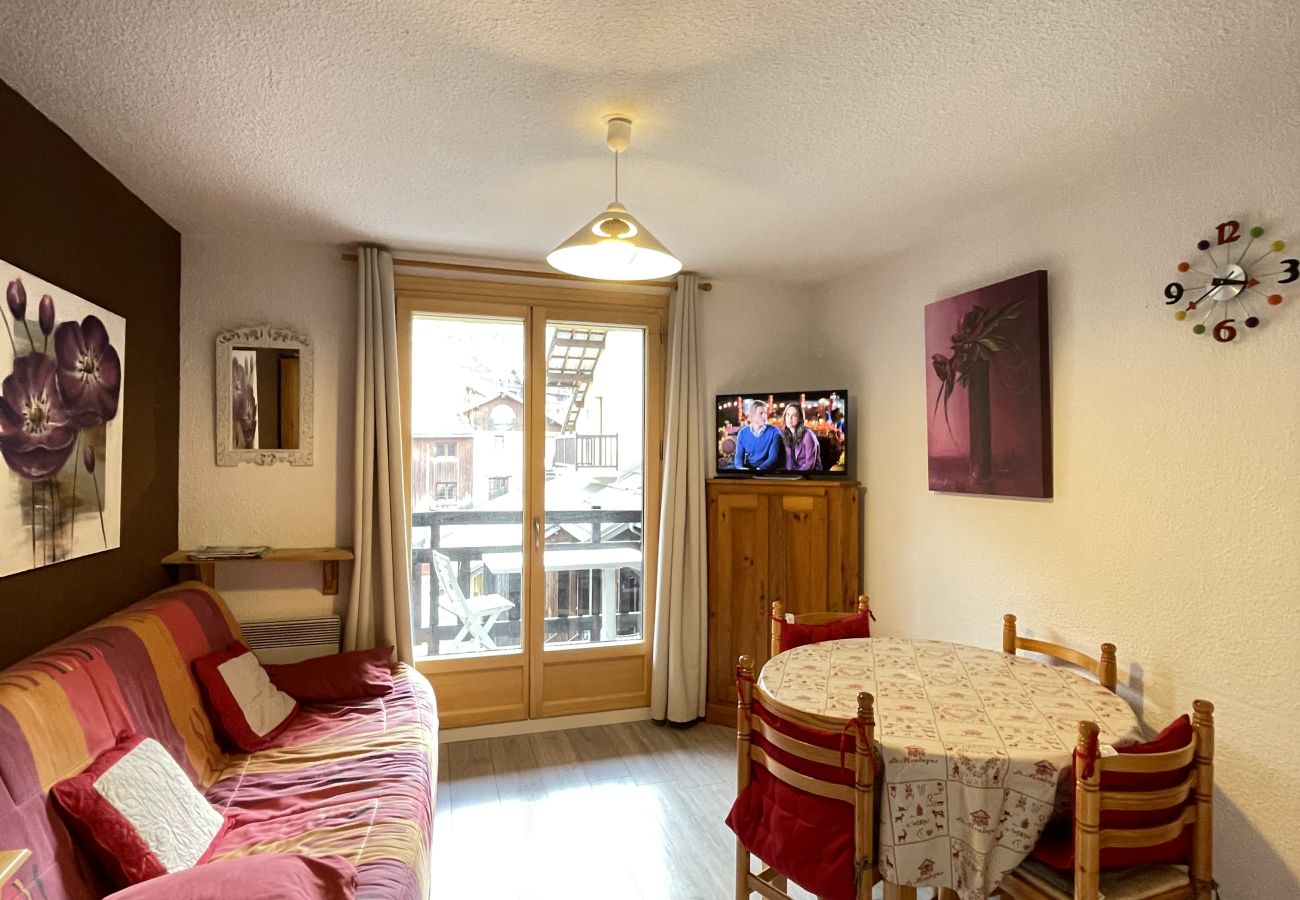 Appartement, Risoul, vacances-au-ski, skis-aux-pieds, century-21, Clarines