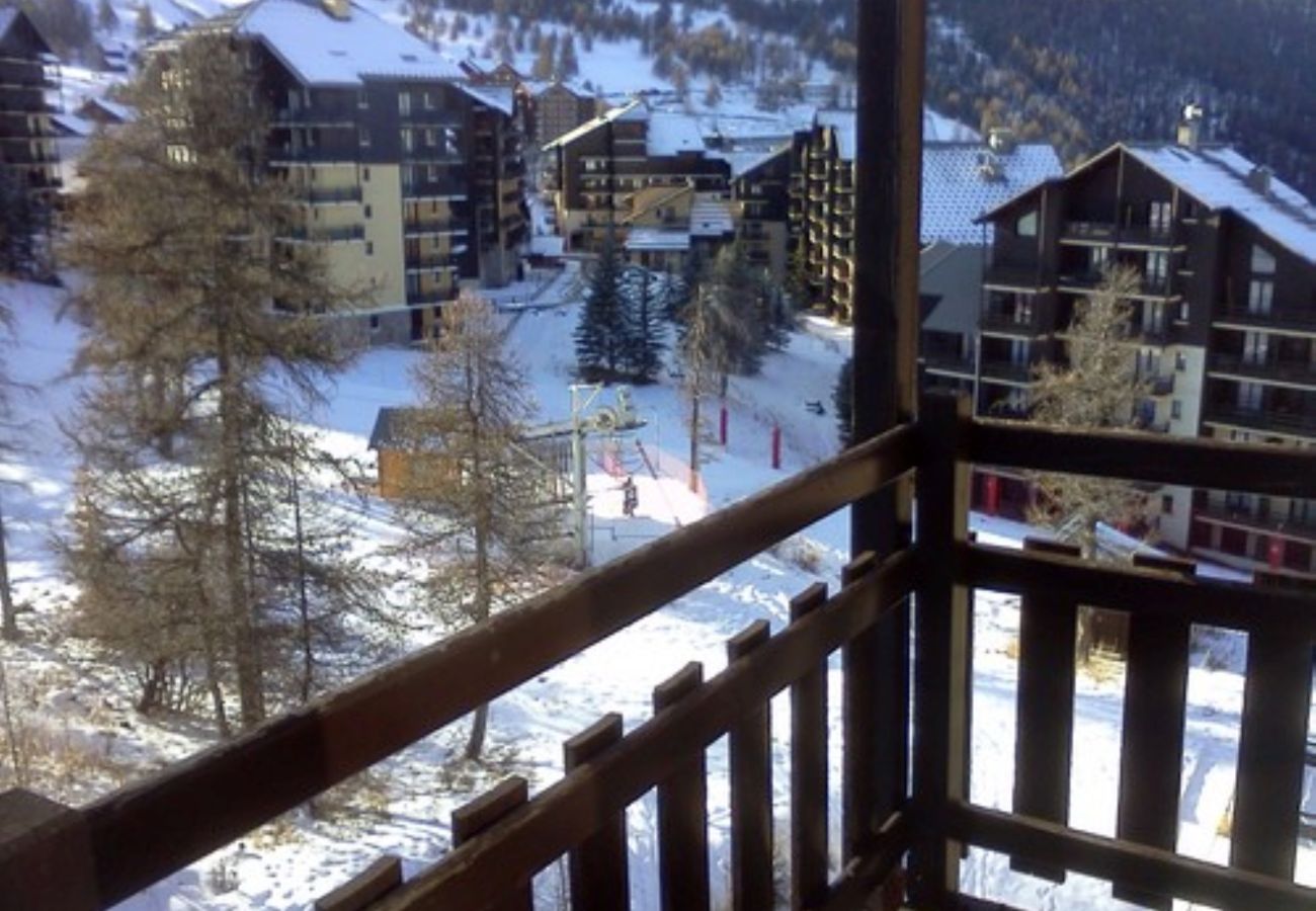 Appartement, Risoul, vacances-au-ski, skis-aux-pieds, century-21, Clematites