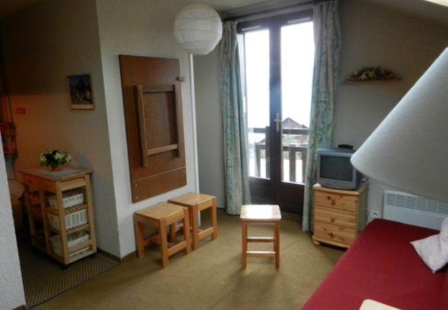 Studio à Risoul - Studio cabine 4 couchages CLEMATITES B 67 Studio à Risoul - Studio cabine 4 couchages CLEMATITES B 67