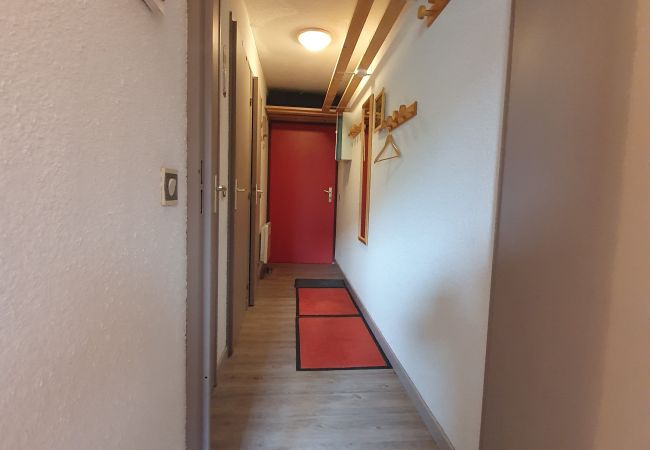 Studio à Risoul - Studio cabine 4 couchages EDELWEISS A 50 Studio à Risoul - Studio cabine 4 couchages EDELWEISS A 50