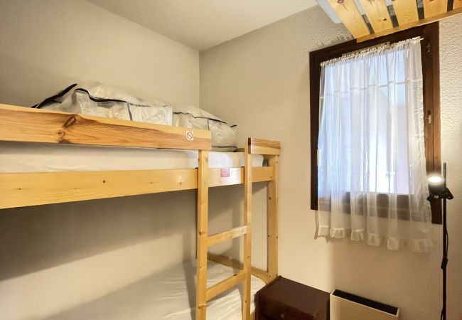 Studio à Risoul - Studio cabine 4 couchages EDELWEISS B 9 Studio à Risoul - Studio cabine 4 couchages EDELWEISS B 9