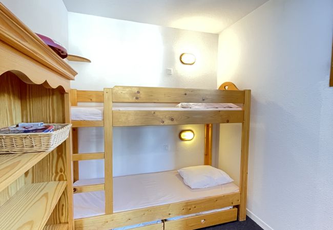 Studio à Risoul - Studio cabine 4/6 couchages PEGASE 50 Studio à Risoul - Studio cabine 4/6 couchages PEGASE 50