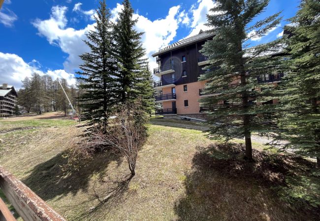 Appartement à Risoul - 2 pièces + cabine 6 couchages VILLARET II 41 Appartement à Risoul - 2 pièces + cabine 6 couchages VILLARET II 41