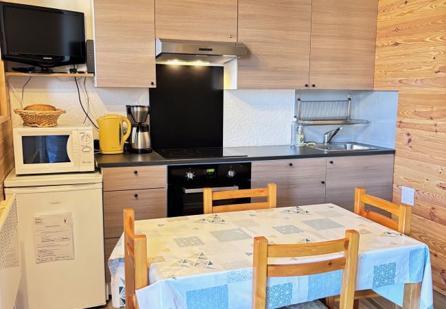 Studio à Risoul - Studio cabine 4 couchages AIRELLES B03 Studio à Risoul - Studio cabine 4 couchages AIRELLES B03