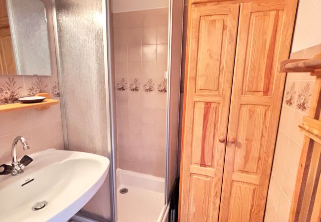 Appartement à Risoul - Deux pièces 5 couchages Edelweiss B26 Appartement à Risoul - Deux pièces 5 couchages Edelweiss B26