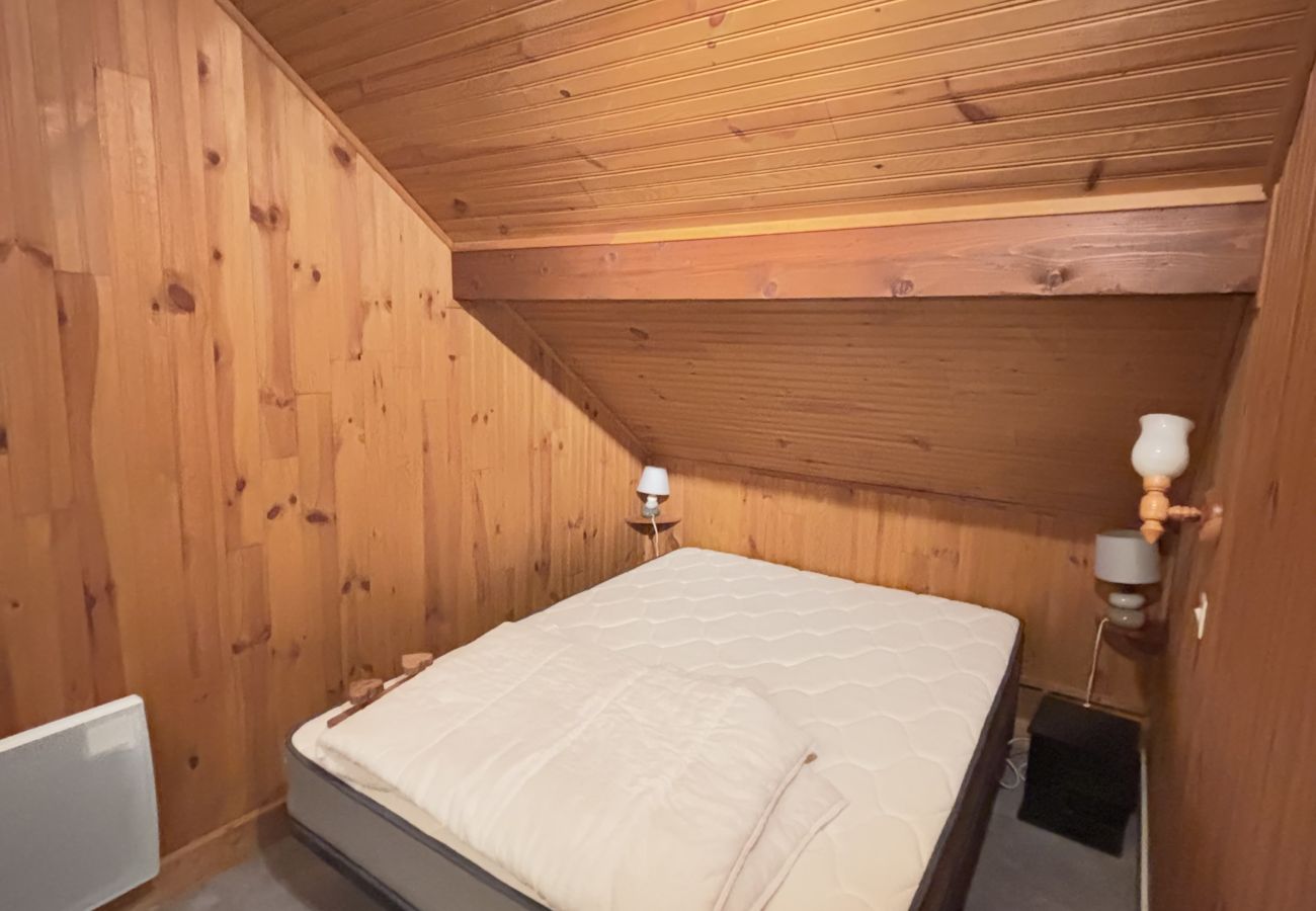 Chalet à Risoul - Appartement dans Chalet Le Lauzet 12/14 couchages