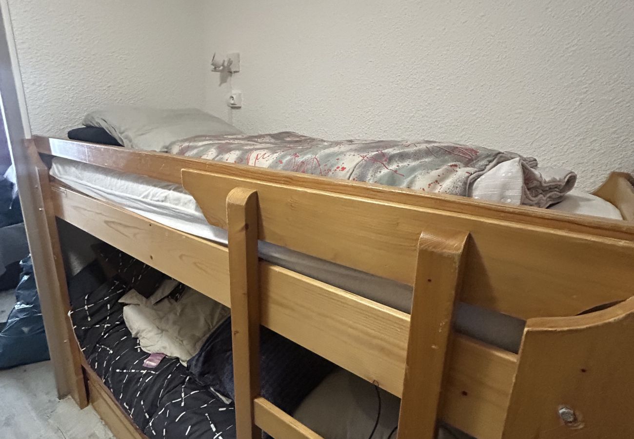 Studio à Risoul - CLEMATITES B12 Studio Coin Nuit 4 couchages